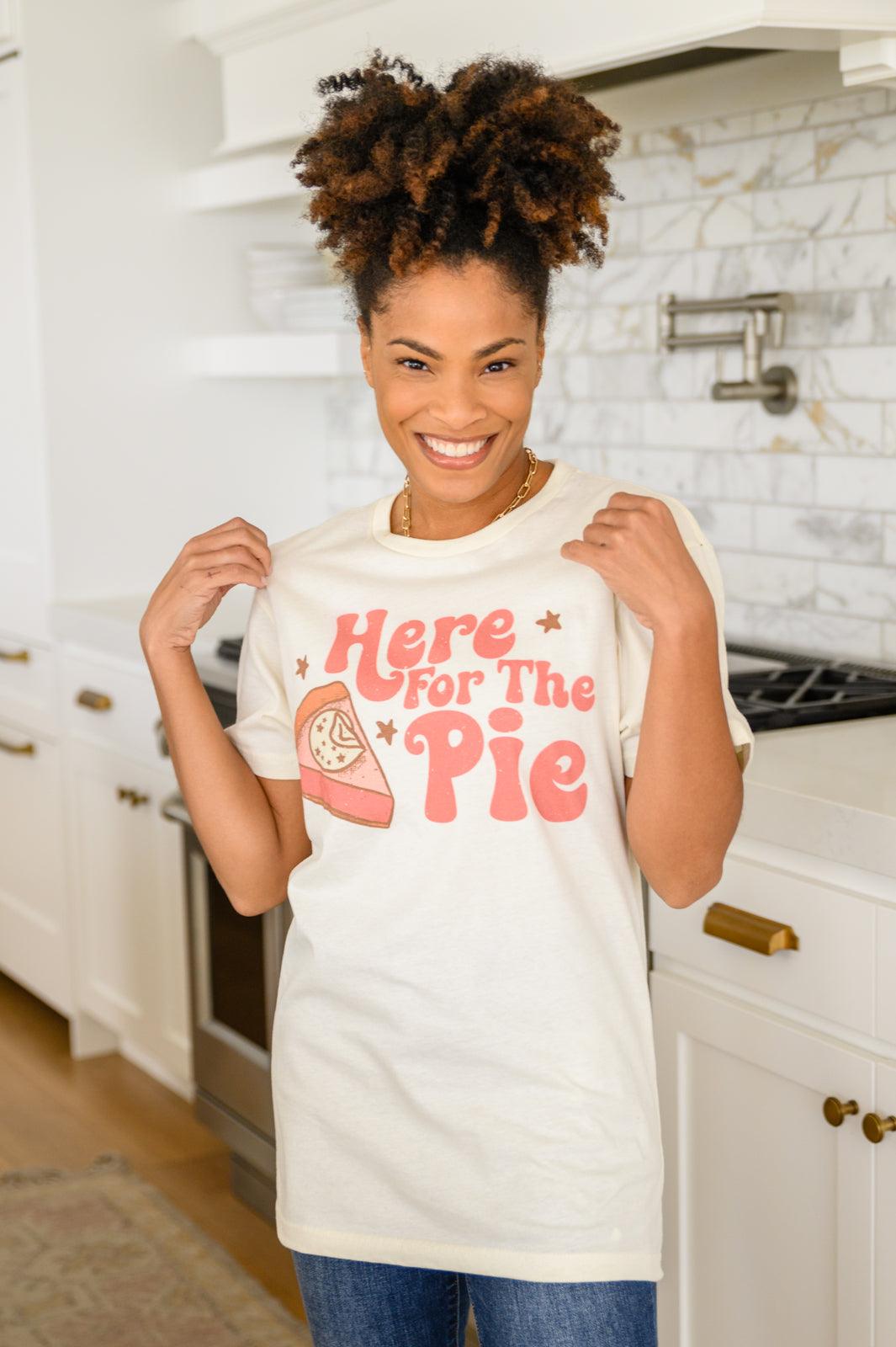 Here For The Pie Graphic T-Shirt In Cream-graphic tee-Hope Boutique &amp; Apparel