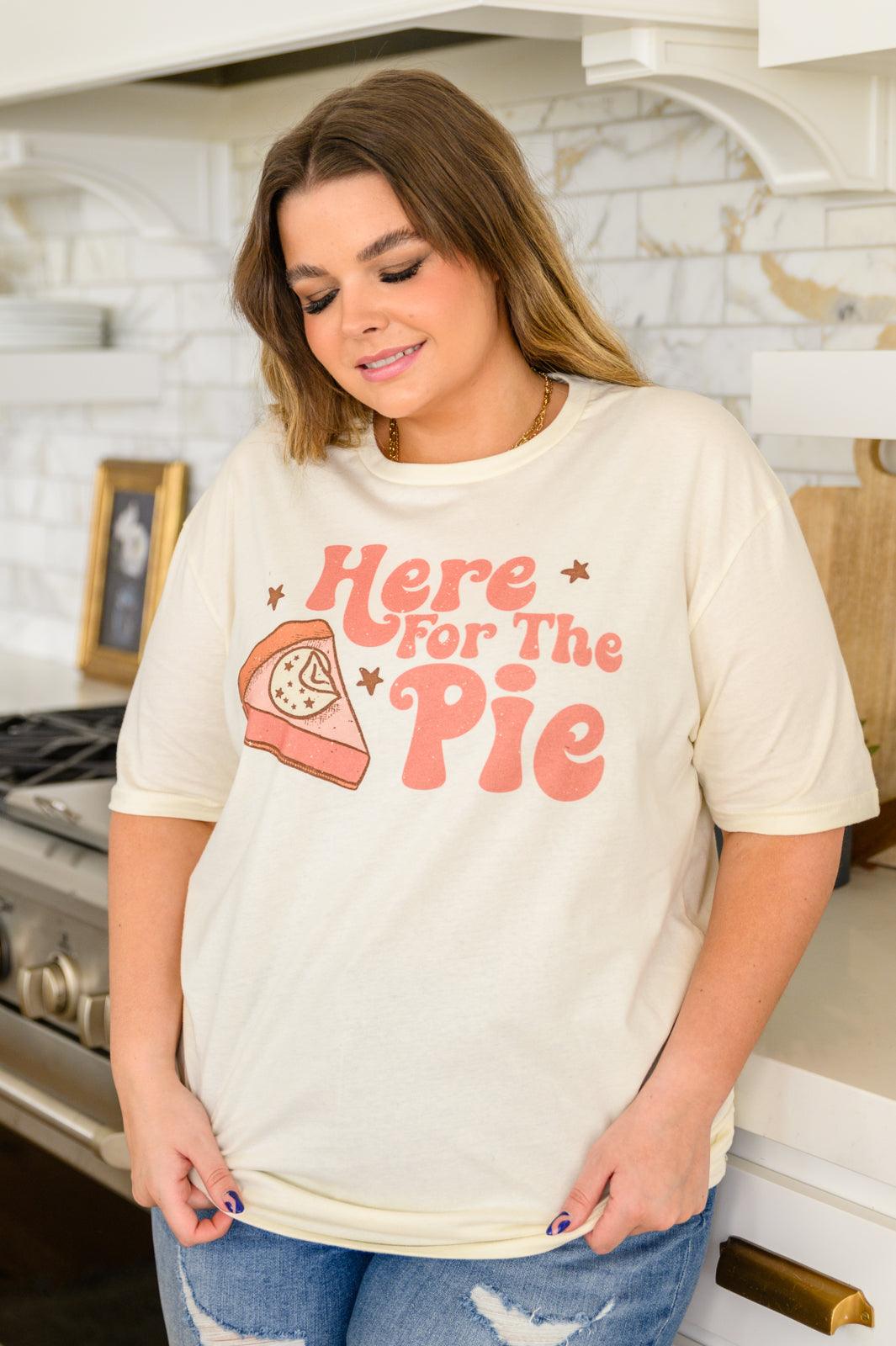 Here For The Pie Graphic T-Shirt In Cream-graphic tee-Hope Boutique &amp; Apparel